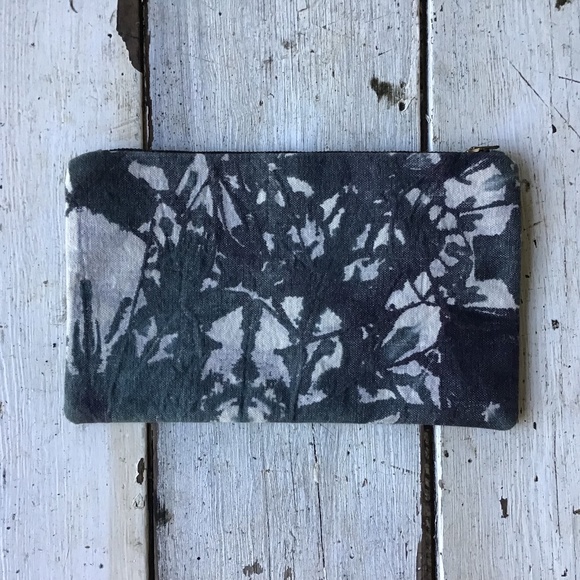 Anthropologie Handbags - NEW anthropologie canvas BAG clutch shibori wallet